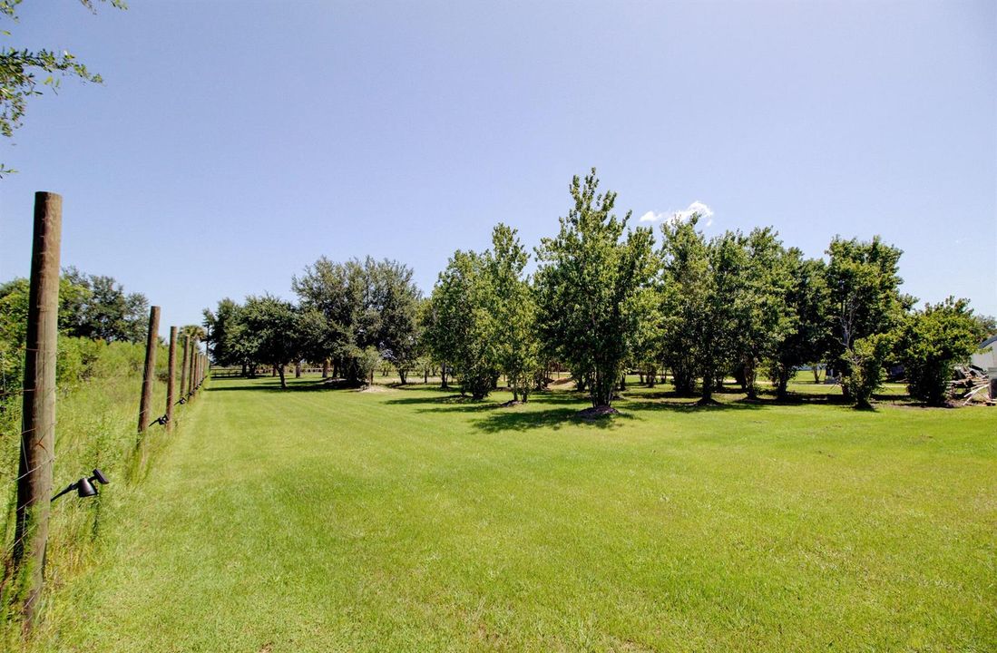19034 NW 292nd St-35