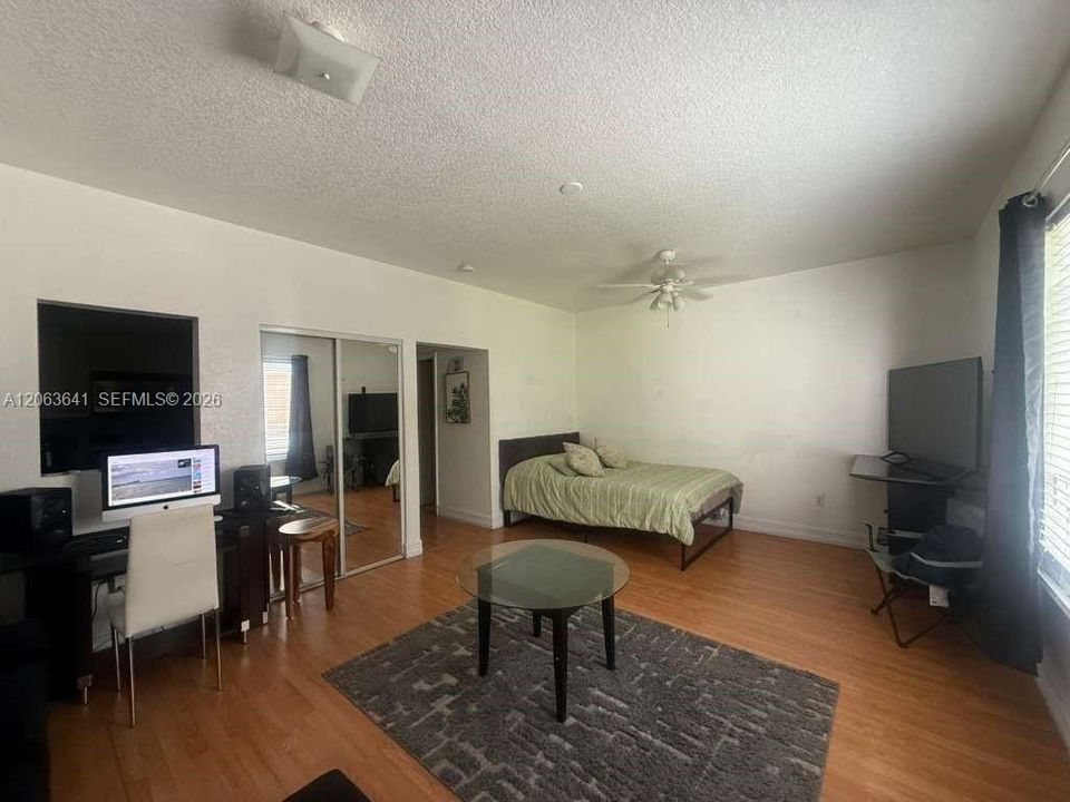 En Venta: $189,900 (0 camas, 1 baños, 436 Pies cuadrados)