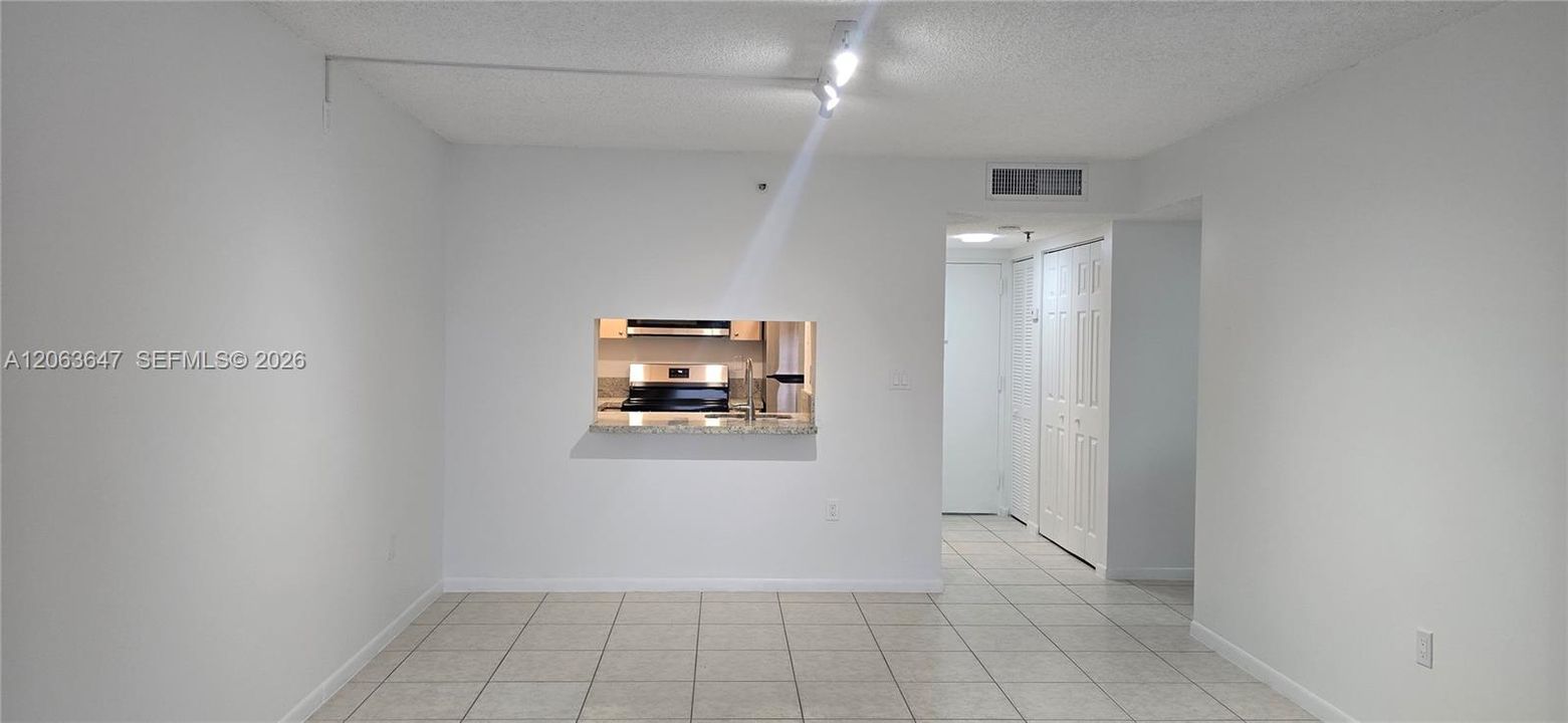 En Renta: $1,975 (1 camas, 1 baños, 813 Pies cuadrados)