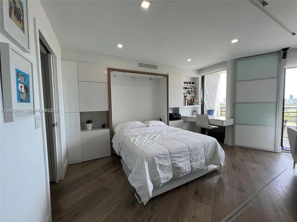 В аренду: $3,200 (2 спален, 2 ванн, 1065 Квадратных фут)