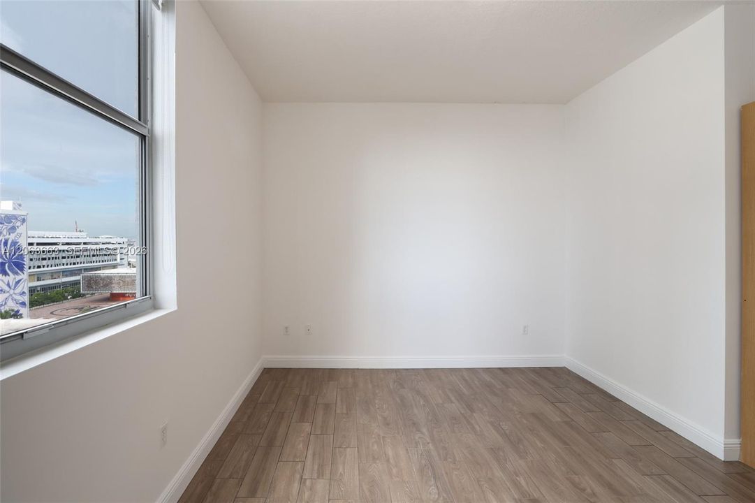 В аренду: $3,050 (1 спален, 1 ванн, 950 Квадратных фут)