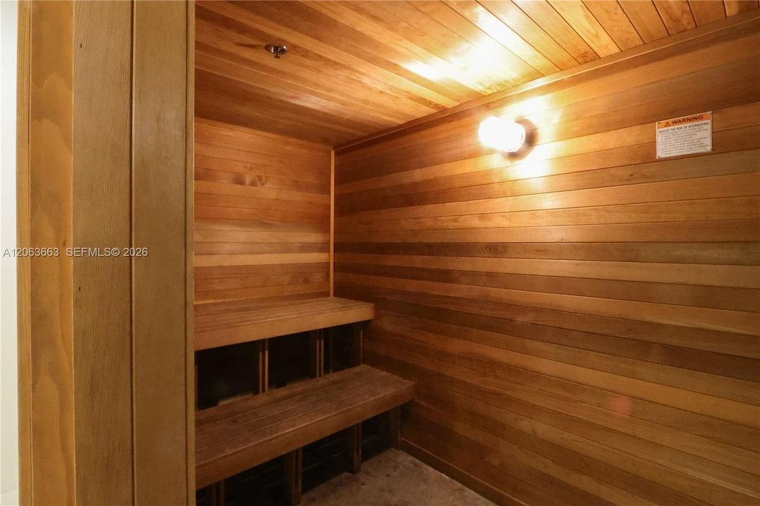 В аренду: $3,050 (1 спален, 1 ванн, 950 Квадратных фут)