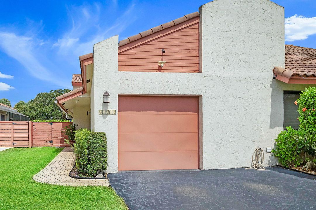 21612 Casa Monte Court-36