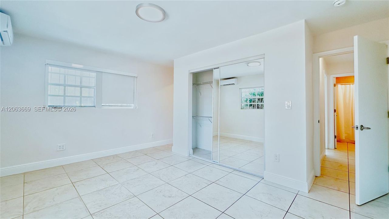 В аренду: $2,600 (2 спален, 2 ванн, 1200 Квадратных фут)
