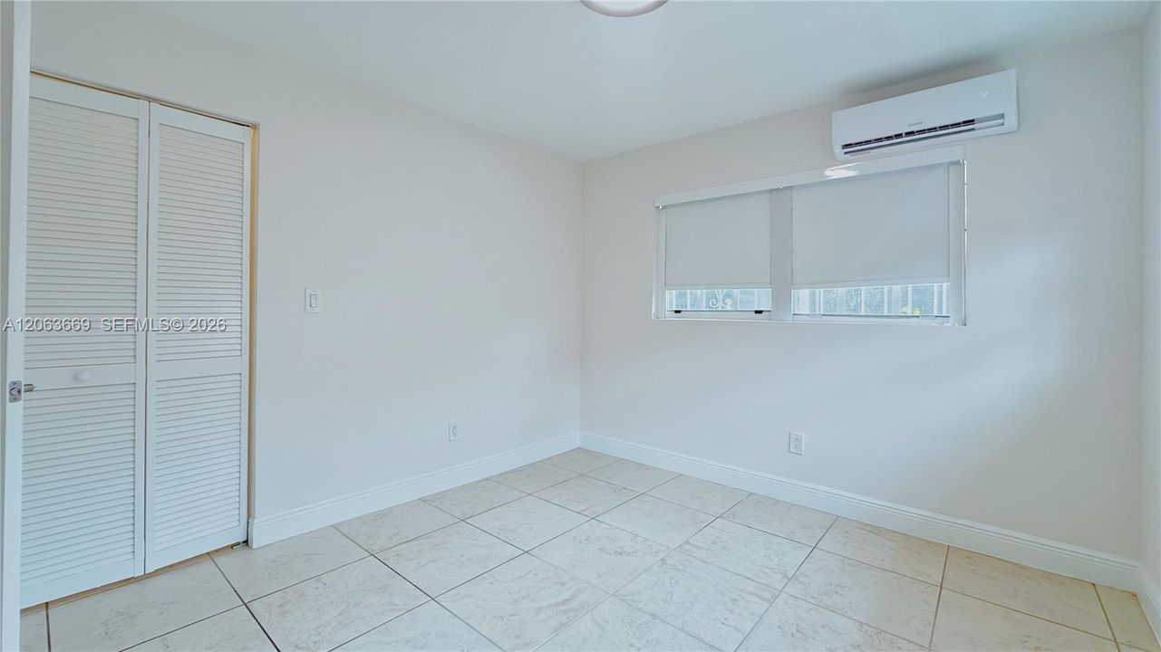 В аренду: $2,600 (2 спален, 2 ванн, 1200 Квадратных фут)