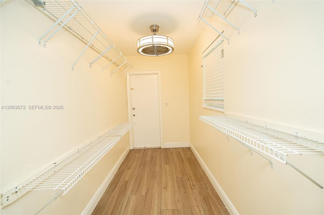 En Renta: $3,700 (3 camas, 2 baños, 3687 Pies cuadrados)