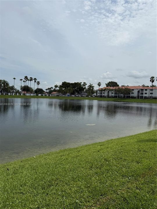 For Rent: $3,100 (2 beds, 2 baths, 1582 Square Feet)