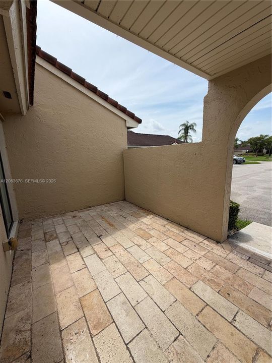 For Rent: $3,100 (2 beds, 2 baths, 1582 Square Feet)