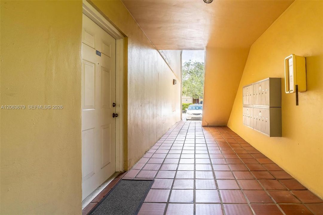 En Venta: $299,000 (2 camas, 2 baños, 960 Pies cuadrados)