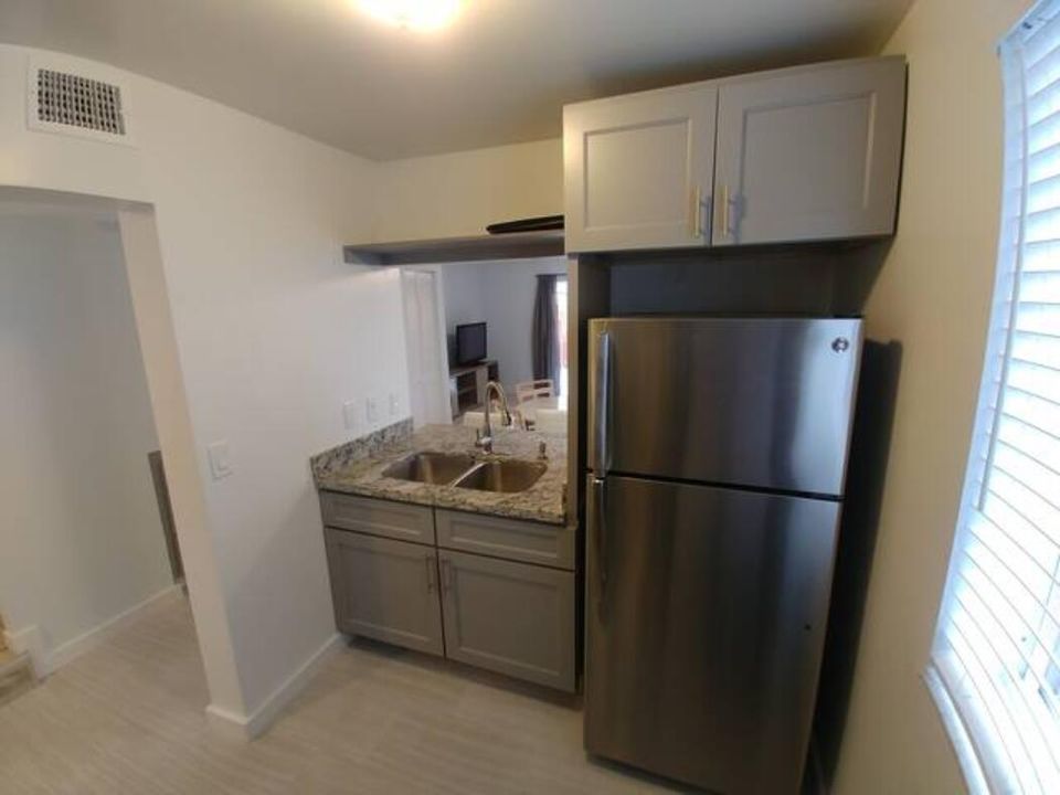 Kitchen 1