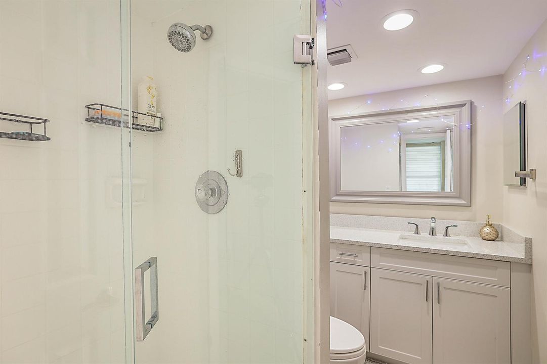 8 Royal Palm Way Unit 301 -20