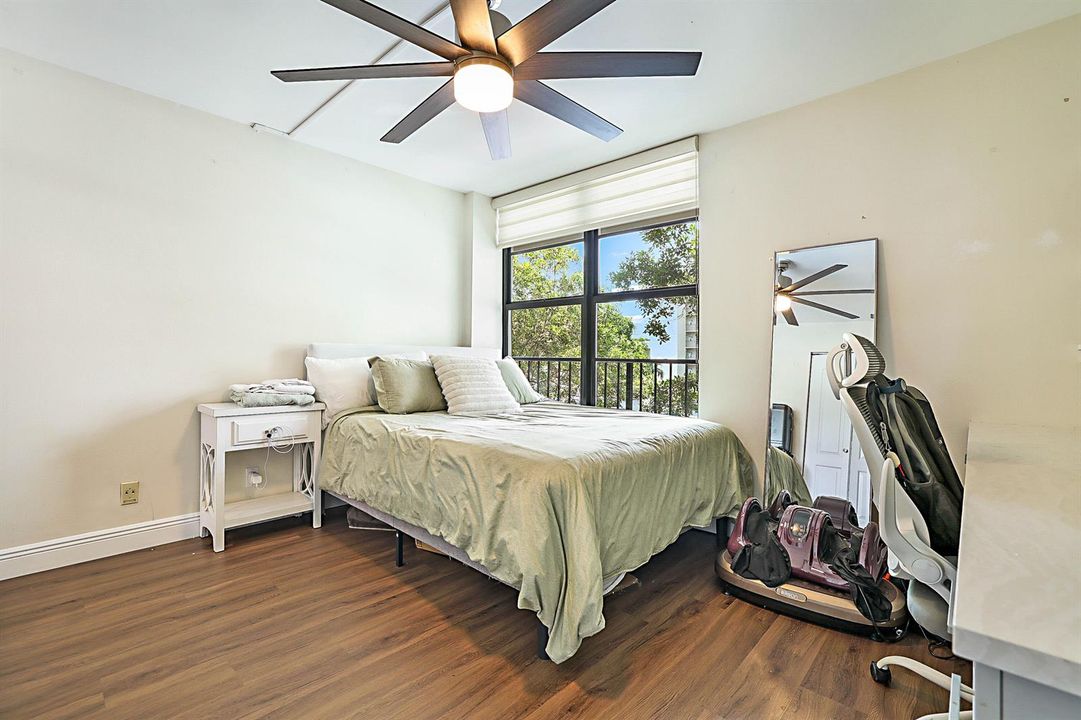 8 Royal Palm Way Unit 301 -18