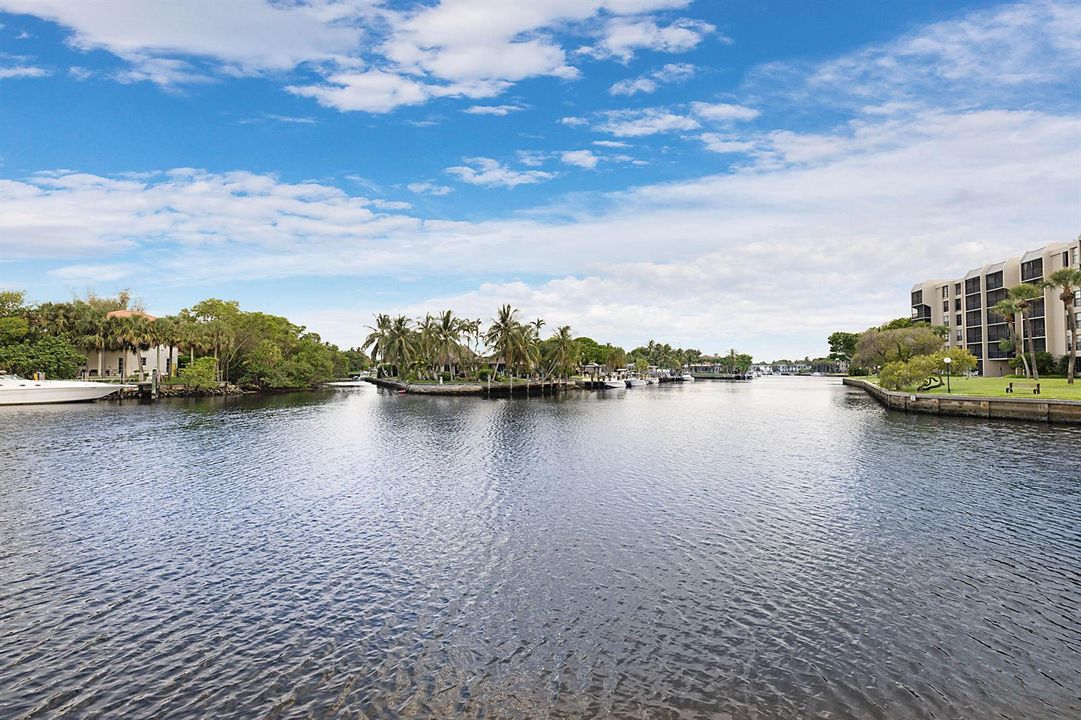 8 Royal Palm Way Unit 301 -25
