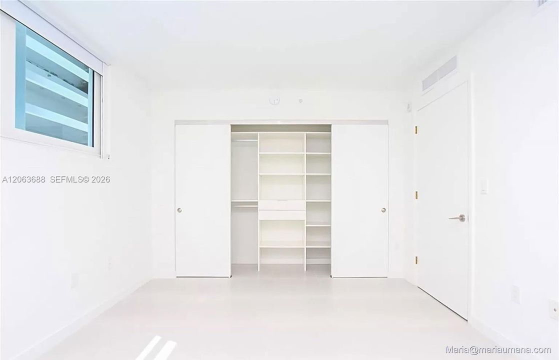 В аренду: $8,200 (3 спален, 2 ванн, 1338 Квадратных фут)