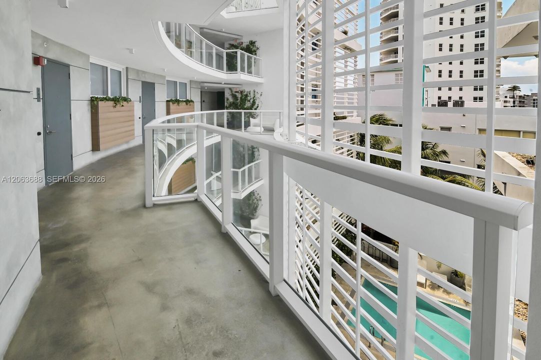 В аренду: $8,200 (3 спален, 2 ванн, 1338 Квадратных фут)