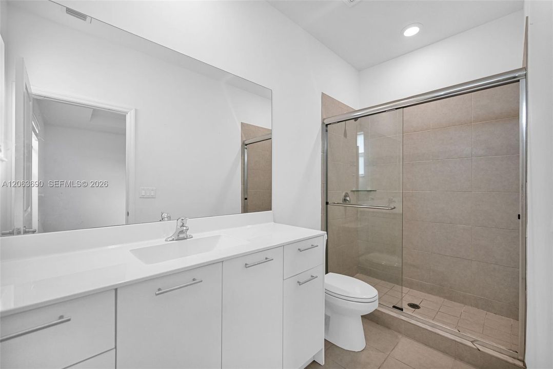 En Renta: $2,950 (3 camas, 2 baños, 1612 Pies cuadrados)