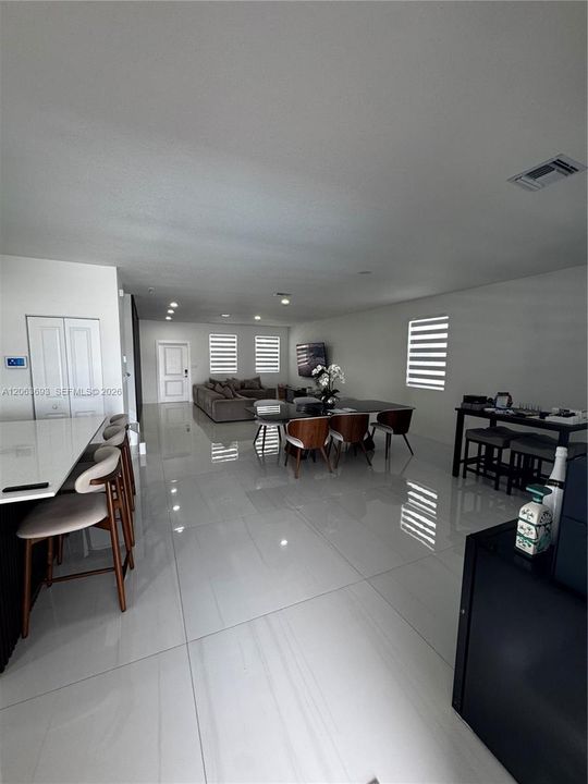 For Sale: $950,000 (4 beds, 3 baths, 2415 Square Feet)