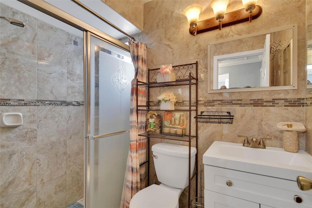 На продажу: $489,000 (3 спален, 2 ванн, 1317 Квадратных фут)