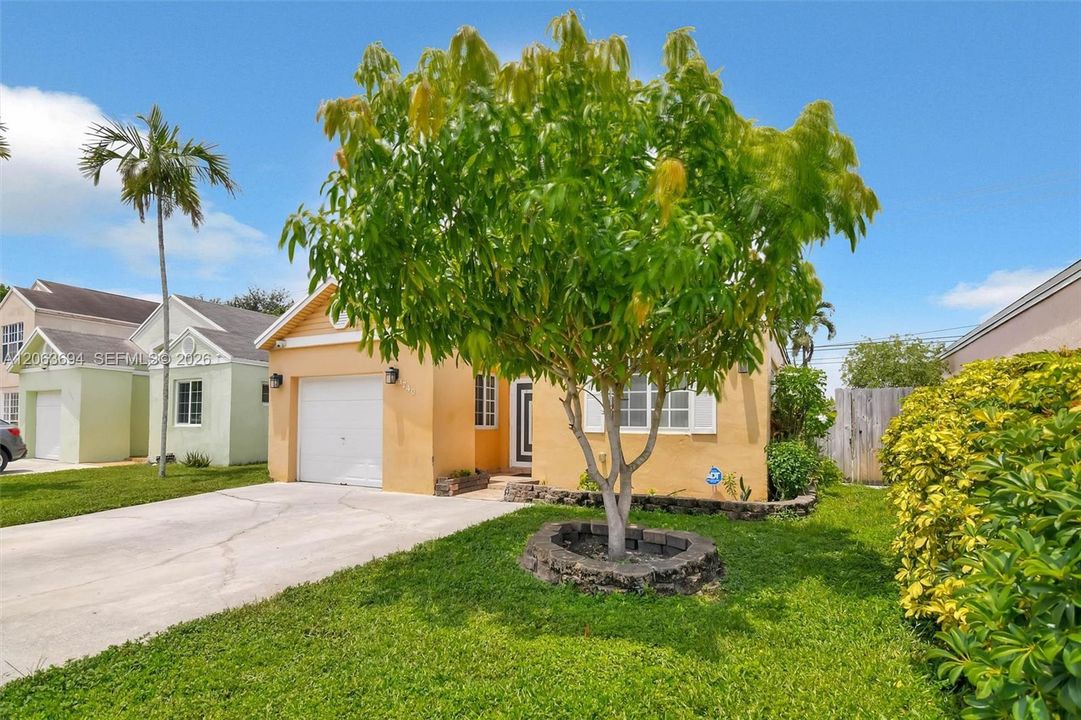 На продажу: $489,000 (3 спален, 2 ванн, 1317 Квадратных фут)