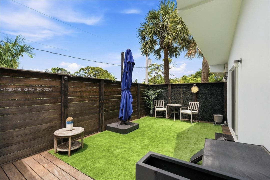 En Venta: $1,595,000 (3 camas, 2 baños, 1833 Pies cuadrados)