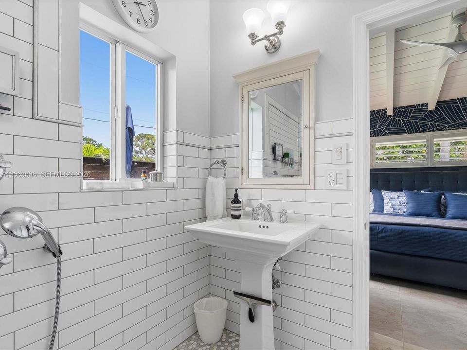 En Venta: $1,595,000 (3 camas, 2 baños, 1833 Pies cuadrados)