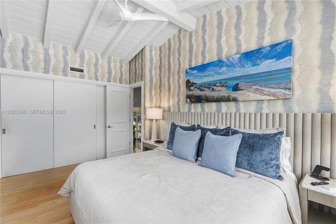 En Venta: $1,595,000 (3 camas, 2 baños, 1833 Pies cuadrados)