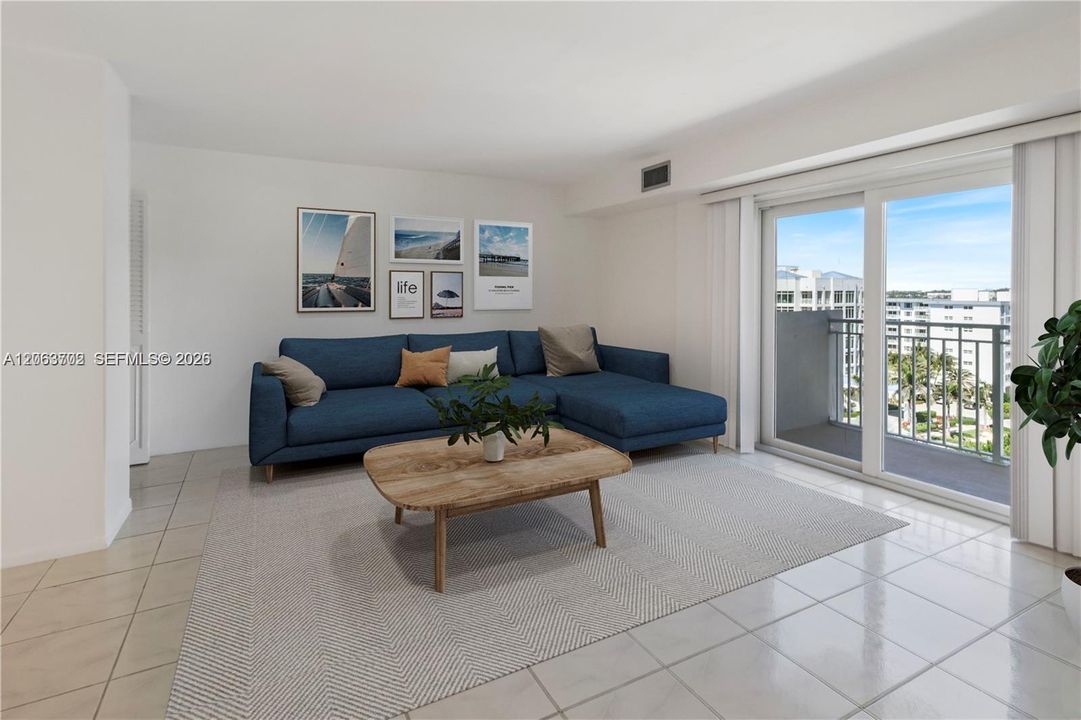 For Sale: $429,000 (1 beds, 1 baths, 900 Square Feet)