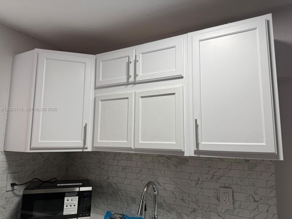 В аренду: $1,800 (1 спален, 1 ванн, 1650 Квадратных фут)