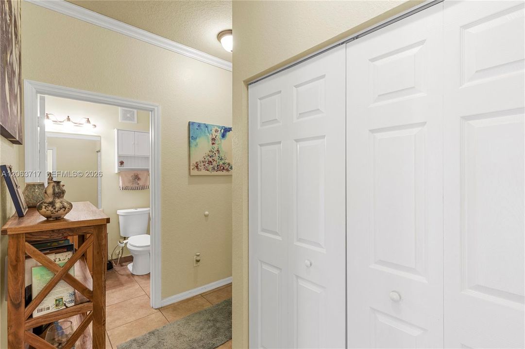En Venta: $310,000 (3 camas, 2 baños, 1210 Pies cuadrados)