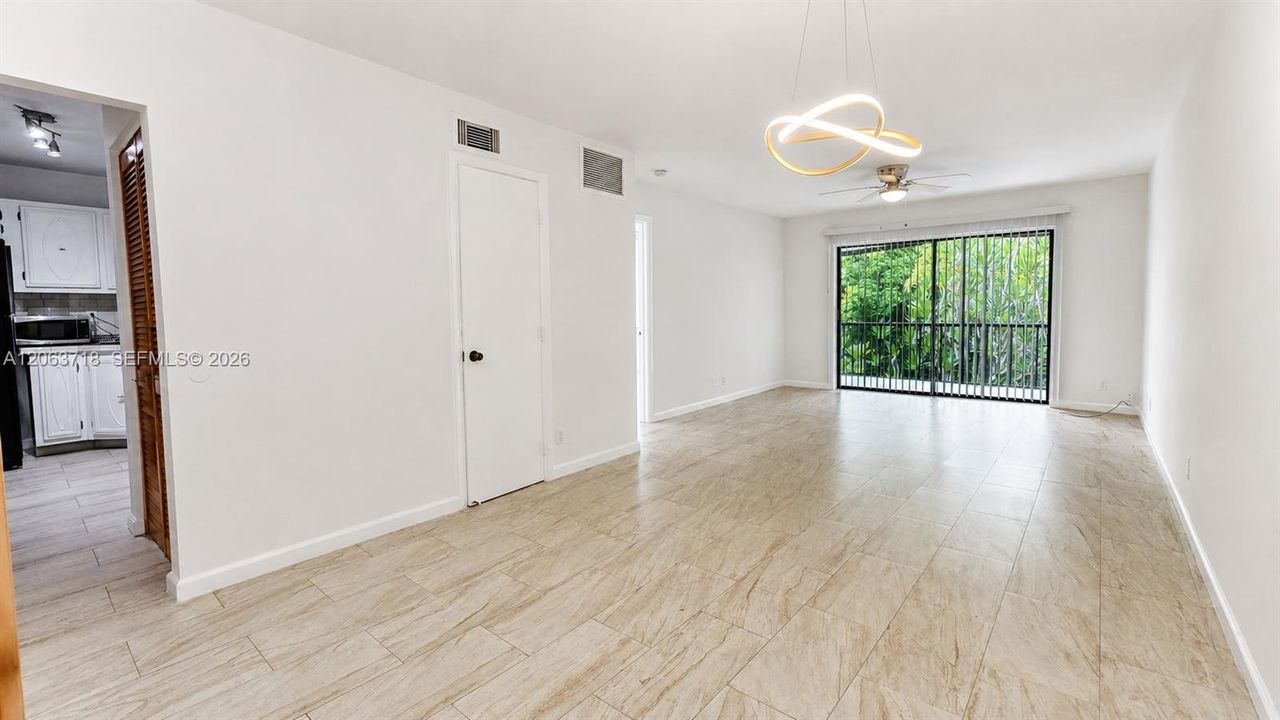 В аренду: $1,650 (1 спален, 1 ванн, 760 Квадратных фут)