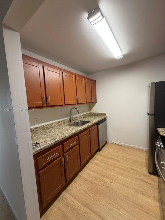 В аренду: $1,600 (1 спален, 1 ванн, 685 Квадратных фут)