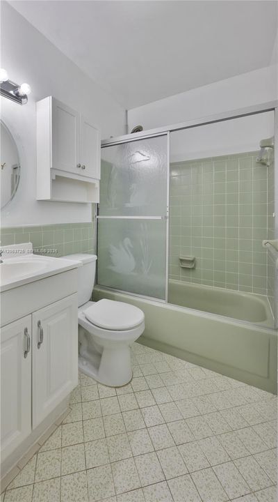 На продажу: $379,000 (2 спален, 2 ванн, 1592 Квадратных фут)