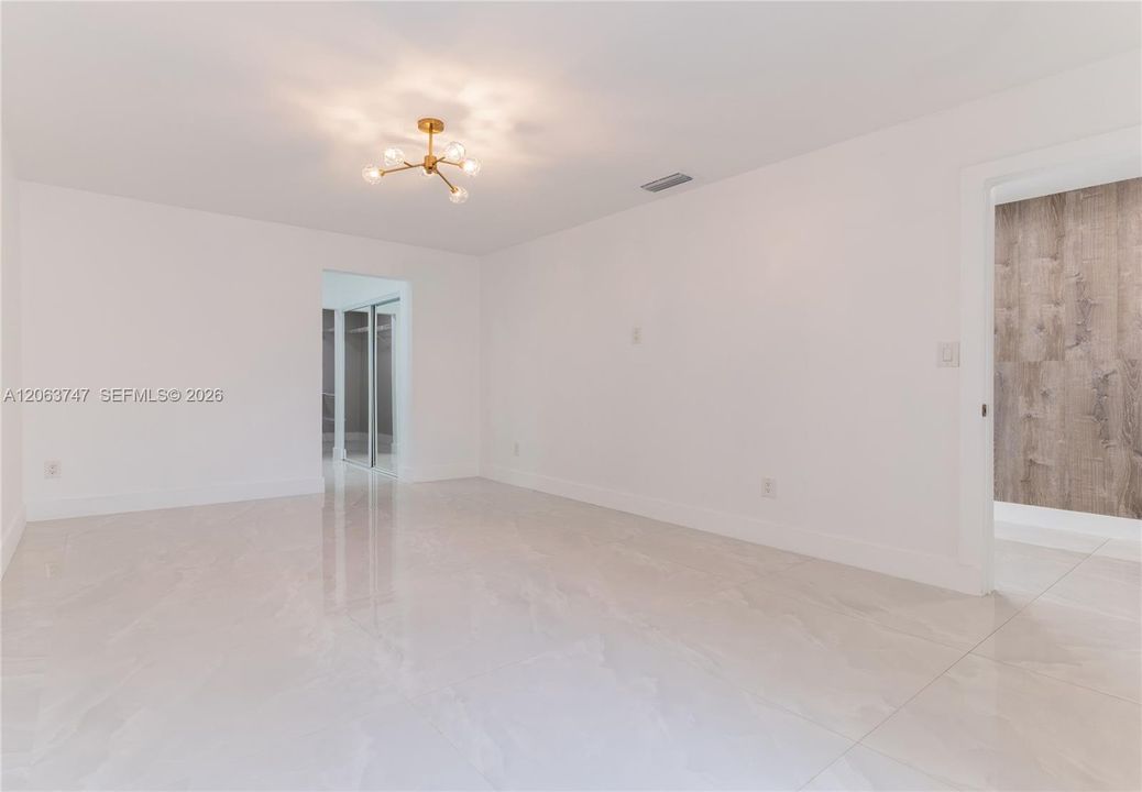 В аренду: $3,850 (3 спален, 2 ванн, 1143 Квадратных фут)