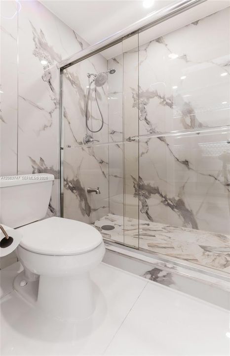 В аренду: $3,850 (3 спален, 2 ванн, 1143 Квадратных фут)