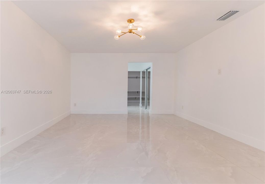 В аренду: $3,850 (3 спален, 2 ванн, 1143 Квадратных фут)