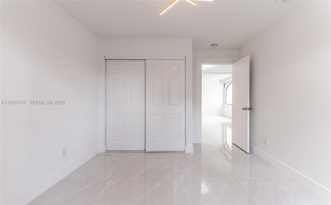 В аренду: $3,850 (3 спален, 2 ванн, 1143 Квадратных фут)