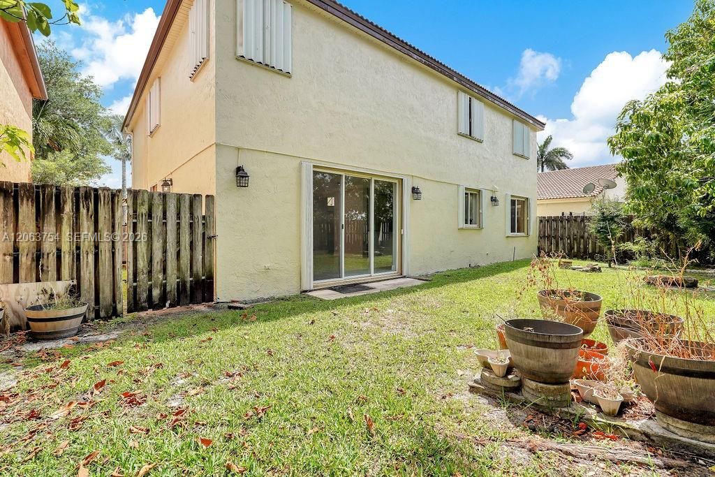 En Renta: $4,500 (4 camas, 2 baños, 2364 Pies cuadrados)