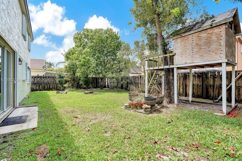 En Renta: $4,500 (4 camas, 2 baños, 2364 Pies cuadrados)