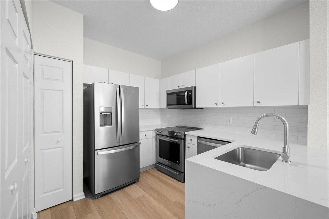 17-1204 Santa Catalina Lane, North Laude