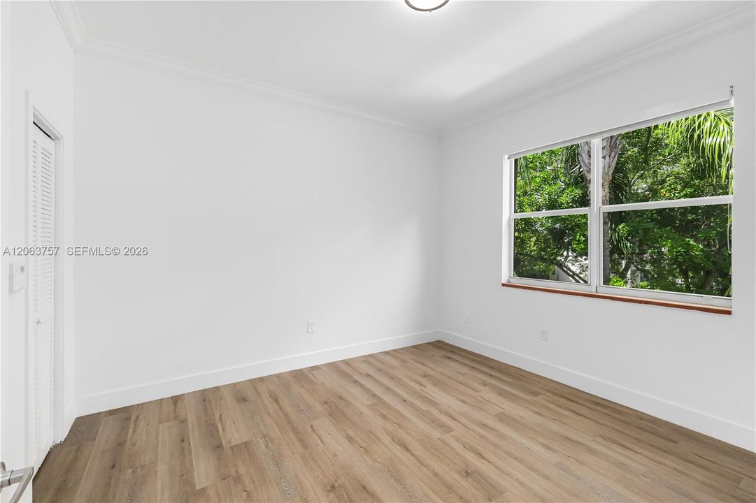 В аренду: $3,750 (2 спален, 1 ванн, 850 Квадратных фут)