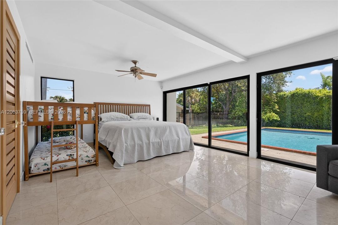 For Sale: $1,200,000 (3 beds, 2 baths, 2172 Square Feet)