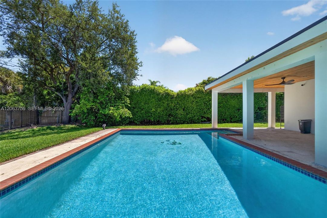 For Sale: $1,200,000 (3 beds, 2 baths, 2172 Square Feet)