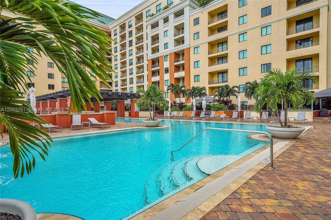 For Rent: $3,000 (2 beds, 2 baths, 1244 Square Feet)