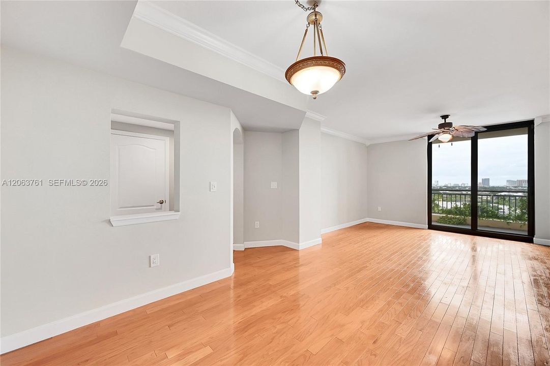 For Rent: $3,000 (2 beds, 2 baths, 1244 Square Feet)