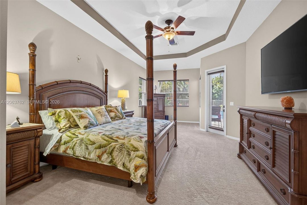 For Sale: $1,050,000 (5 beds, 4 baths, 3818 Square Feet)