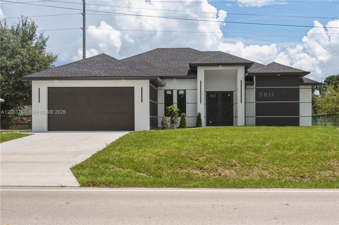 En Venta: $335,000 (3 camas, 2 baños, 0 Pies cuadrados)