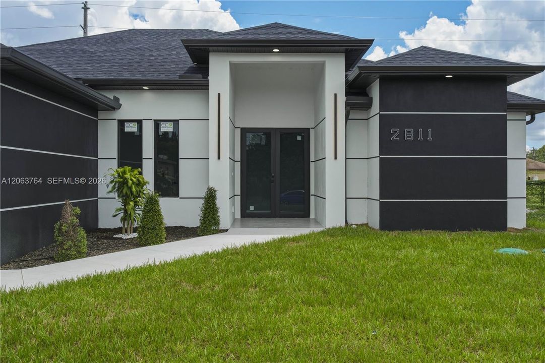 En Venta: $335,000 (3 camas, 2 baños, 0 Pies cuadrados)
