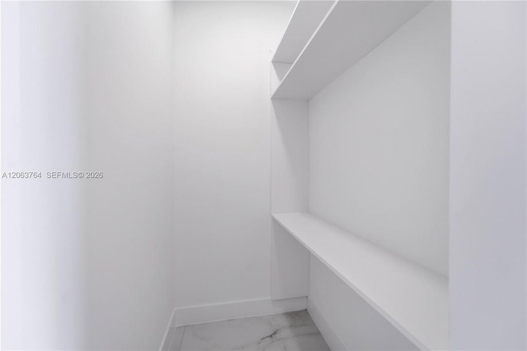 En Venta: $335,000 (3 camas, 2 baños, 0 Pies cuadrados)