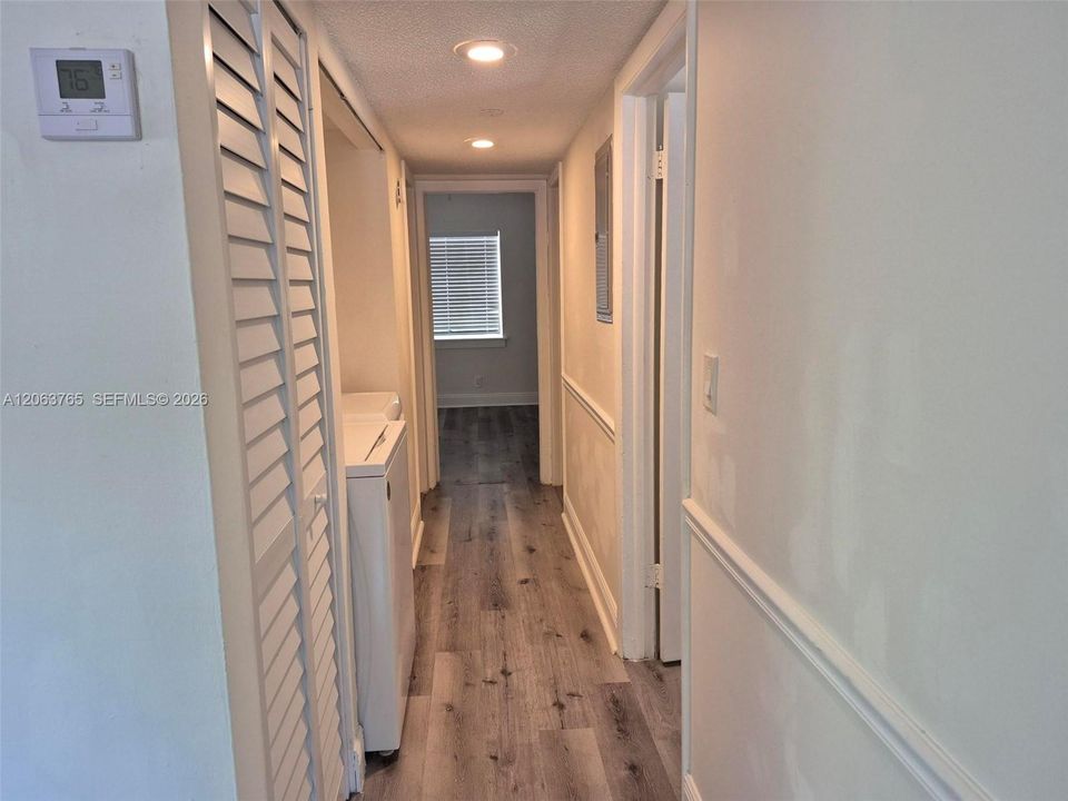 В аренду: $2,200 (2 спален, 1 ванн, 1067 Квадратных фут)