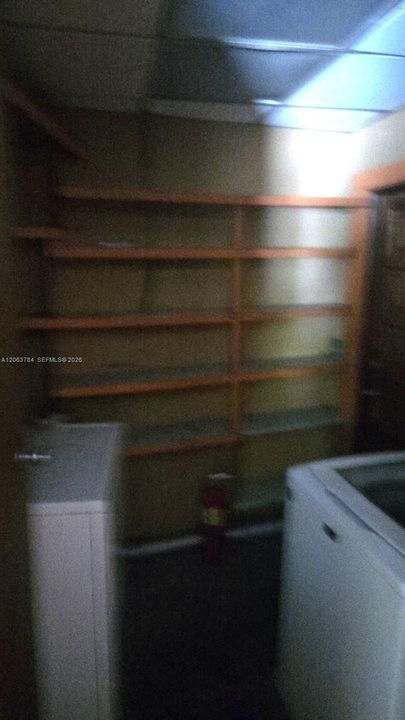 На продажу: $449,900 (3 спален, 2 ванн, 1831 Квадратных фут)
